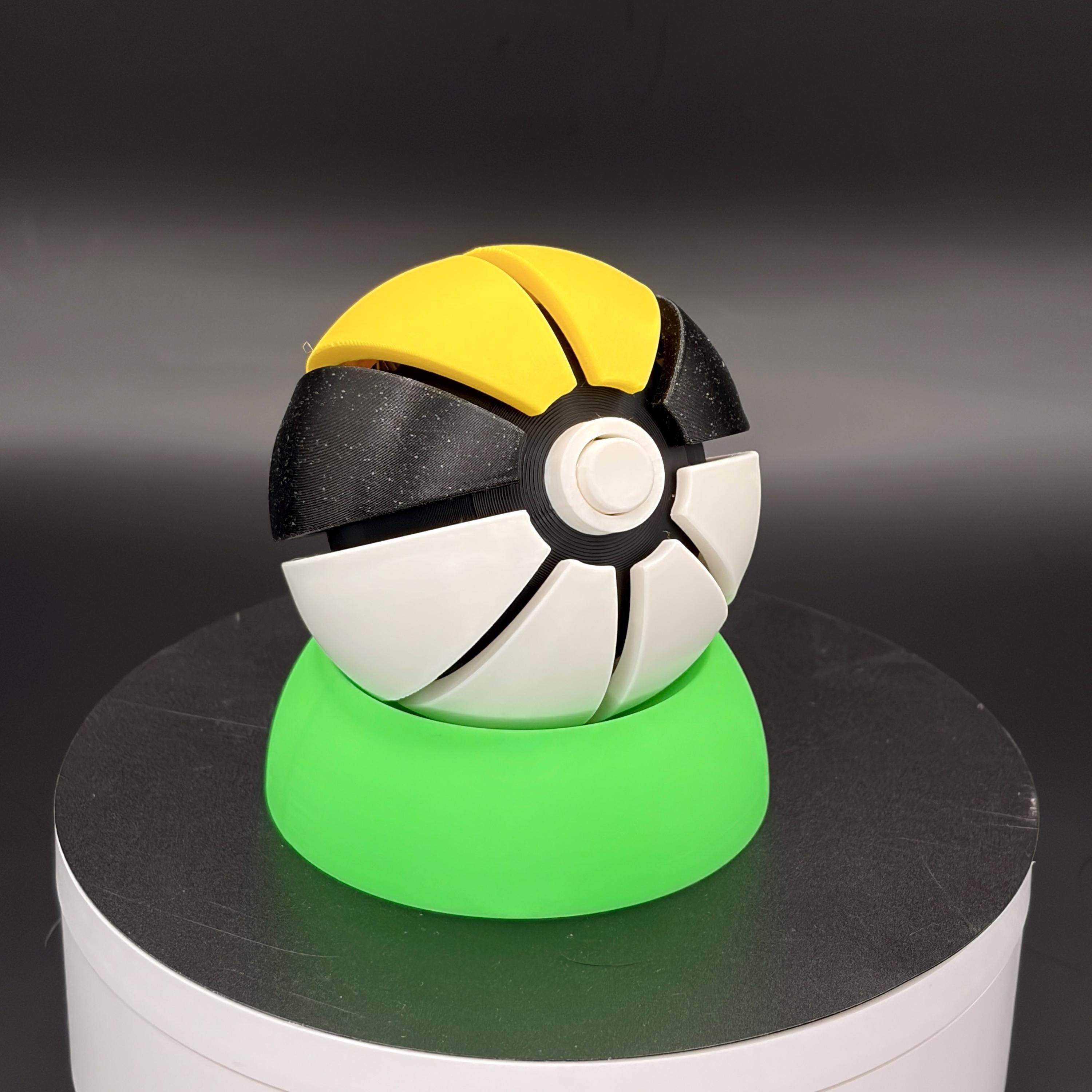 PokéBall Fidget Toy, Clicky Stress Relief Gadget, ADHD Focus Tool (Licensed)